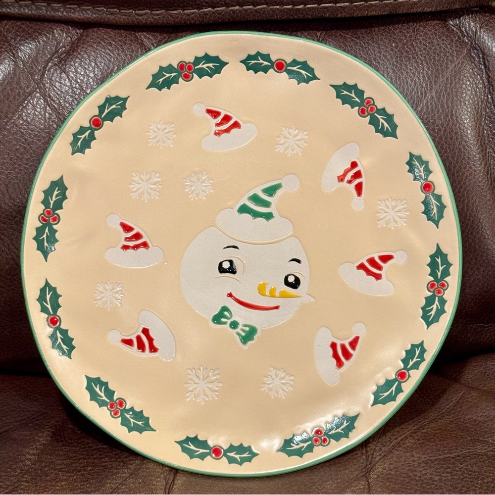 Snowman with Santa Hats & Holly - Vintage Style Christmas Dinner Plate